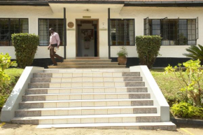 MAKERERE UNIVERSITY GUEST HOUSE